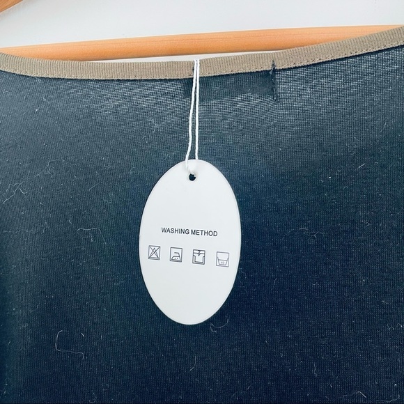 NWT Naggoo Gold Sequin Snowflake Top Animal Cheetah Print Details Large - Picture 8 of 8